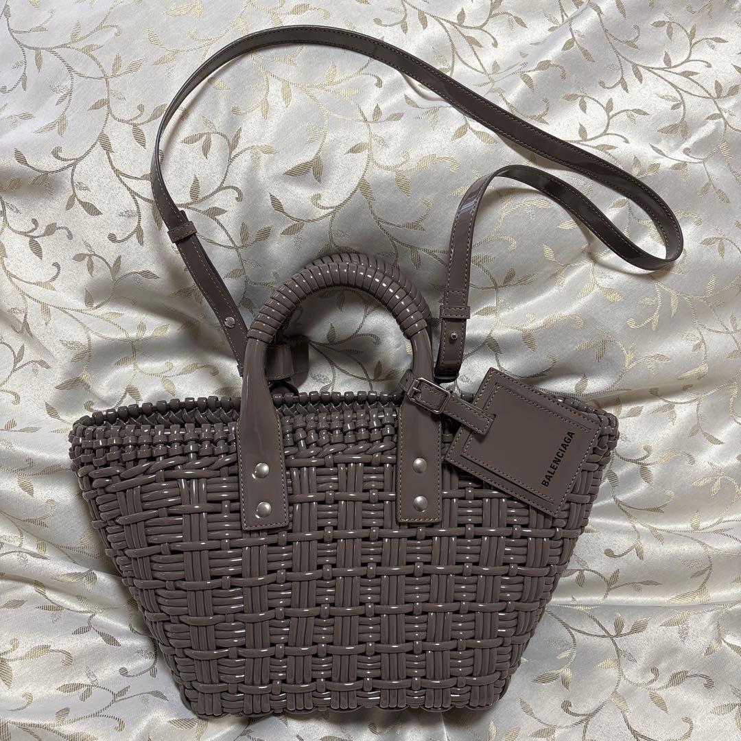 ⭐︎極美品⭐︎バレンシアガ エナメル ビストロバスケットバッグXS