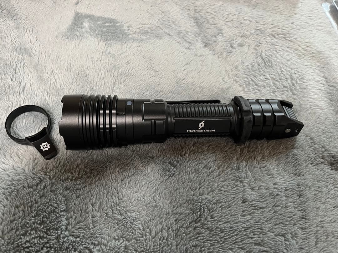 田村装備開発 CRISIS-01 タクティカルライト 予備バッテリー 装着具他
