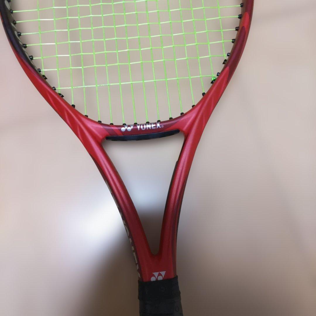 Vコア98 テニスラケット