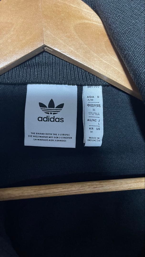 adidas デニム ファイヤーバード　Lサイズ JC6717