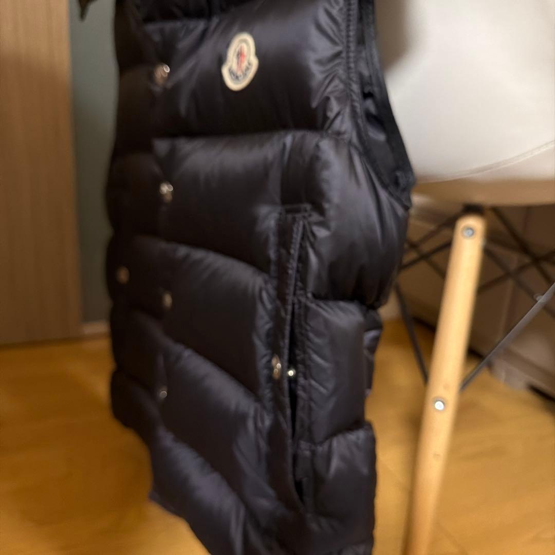 MONCLER モンクレール ダウンベスト サイズ2 ブラック 美品 ほぼ未使用