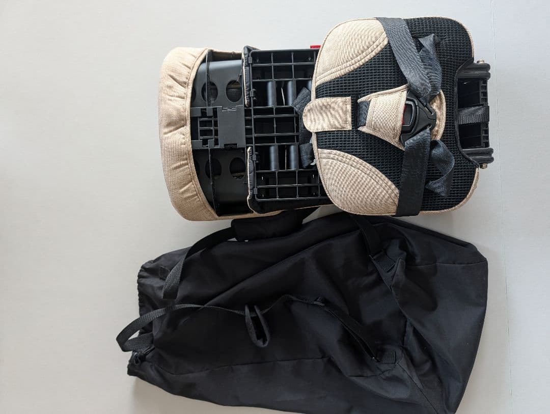 【たらんちゅらさま専用】日本育児 トラベルベスト Evo エヴォ サンドベージュ