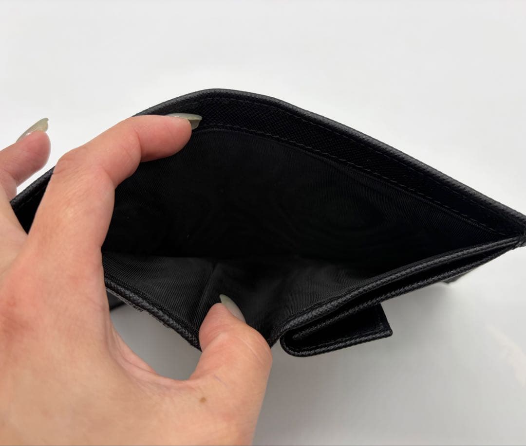 PRADA プラダ サフィアーノ シャイン 二つ折り財布 ブラック