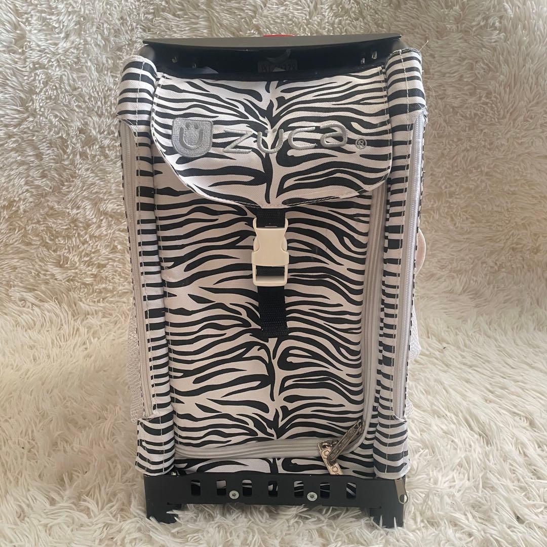 【希少デザイン】zūCA ゼブラ柄 キャリーカート　座れる　光るタイヤ
