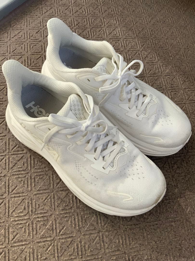 HOKA /スニーカー/ホワイト/レディース/ウォーキングシューズ/ランニング/