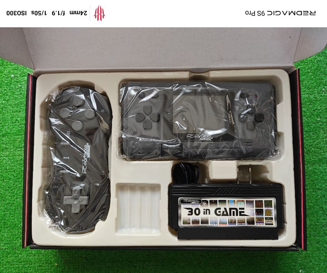 【新品】FC-portable super FC互換機 ポータブルゲーム機