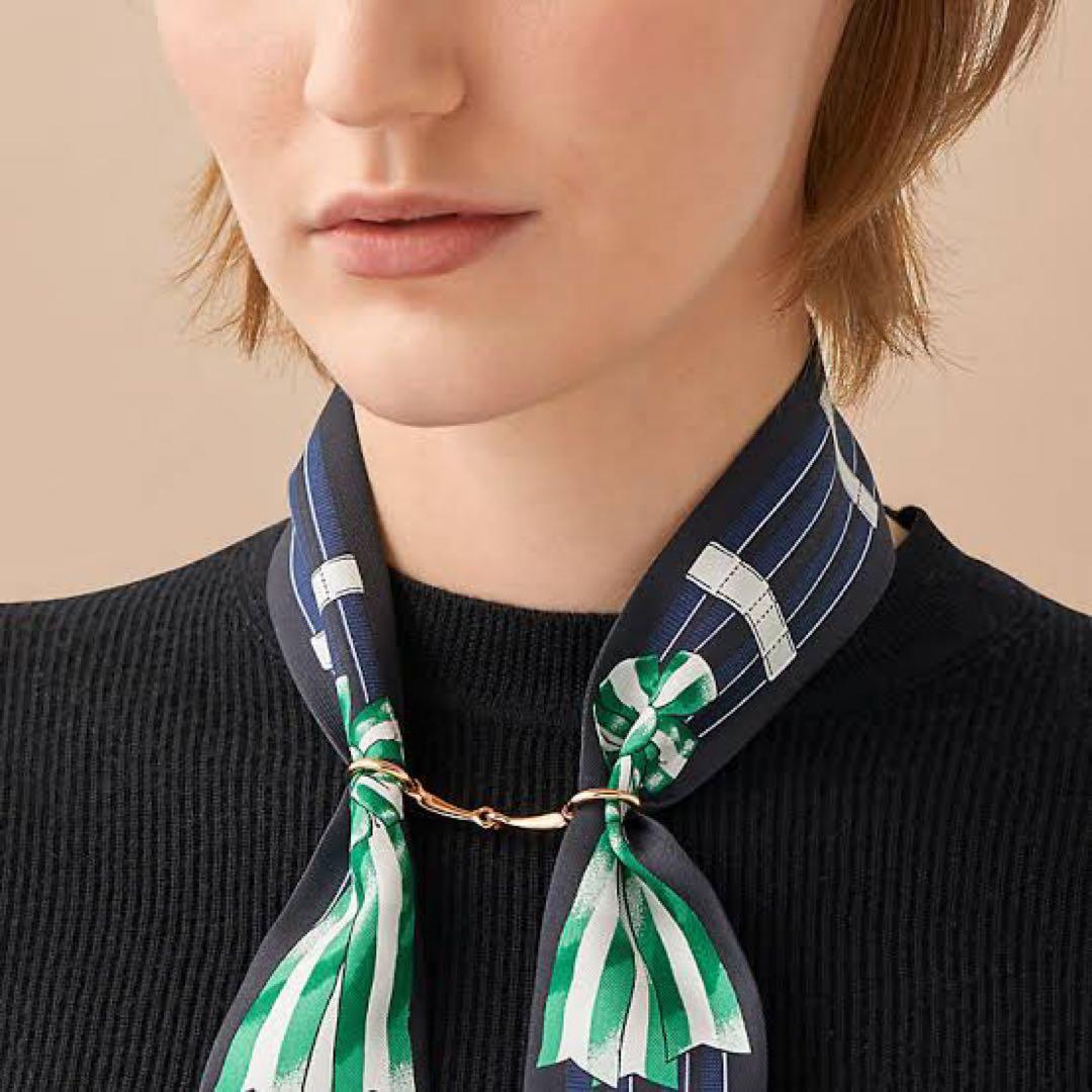 HERMESスカーフリングツイリーミニモール (シルバー)