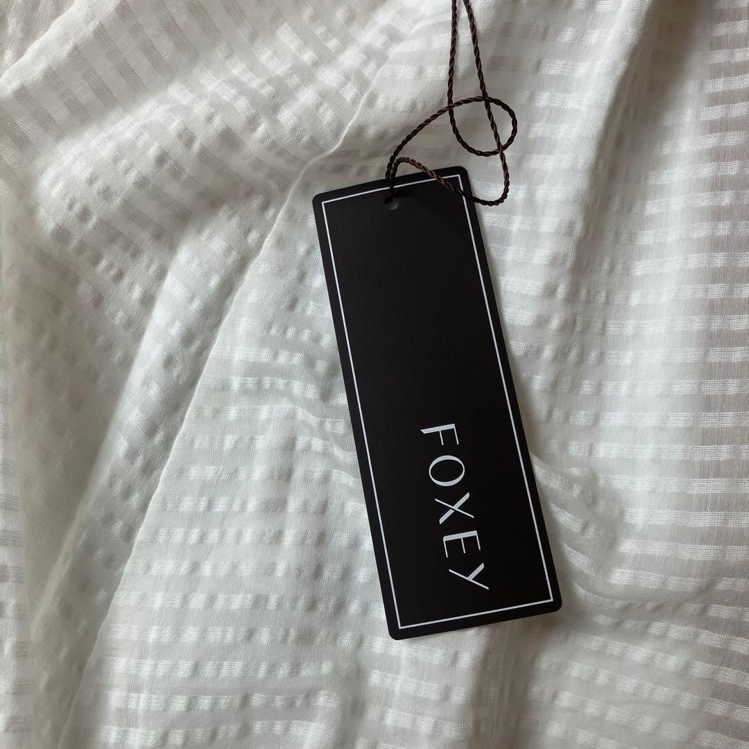 新品タグ付き フォクシー　ホワイト Aライン ワンピース パフスリーブ半袖