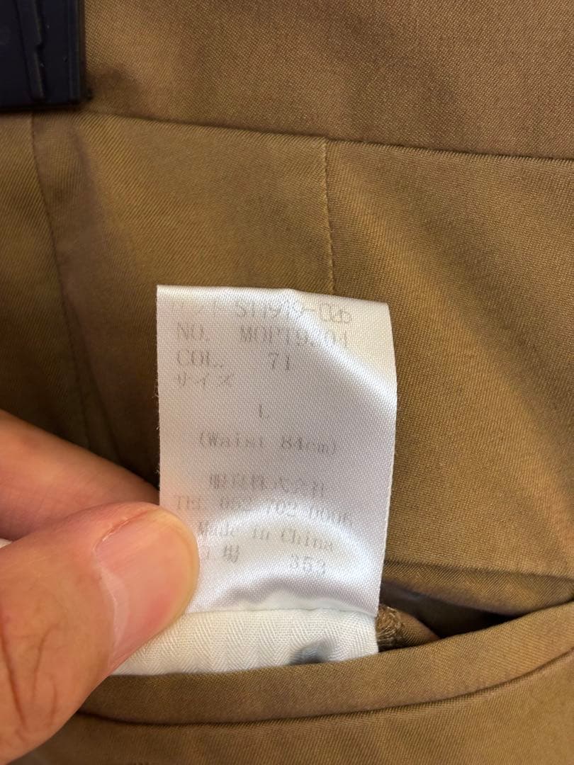 モアレス　セットアップスーツ.サイズＬ