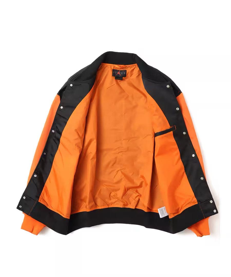 Jordan スタジャン オレンジ/ブラック