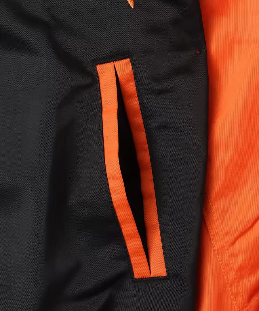 Jordan スタジャン オレンジ/ブラック