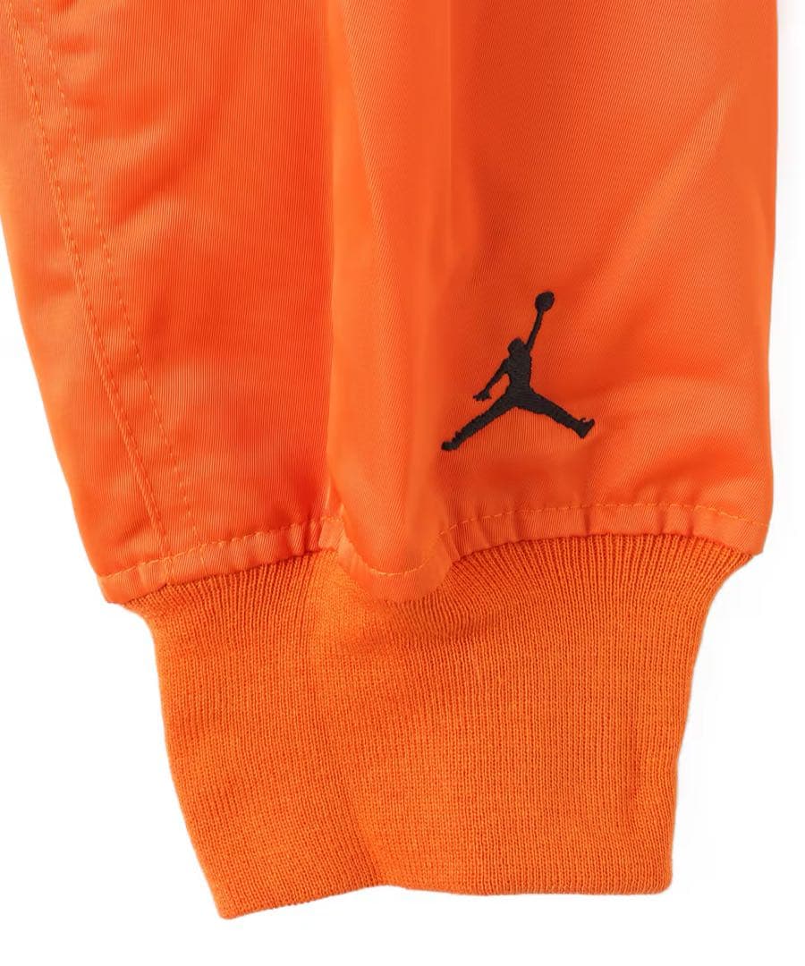 Jordan スタジャン オレンジ/ブラック