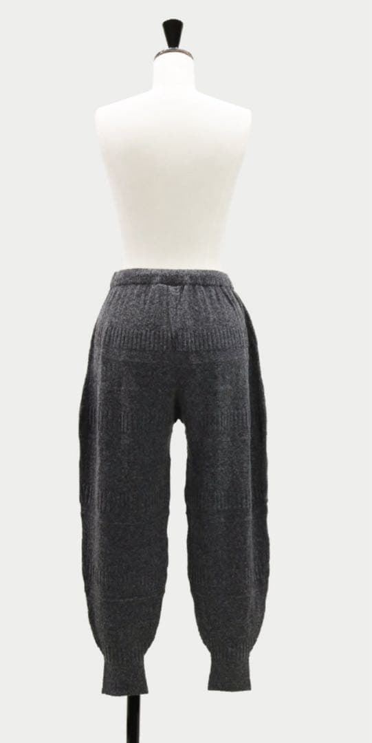 マチャット　新品未使用品　ニットパンツ