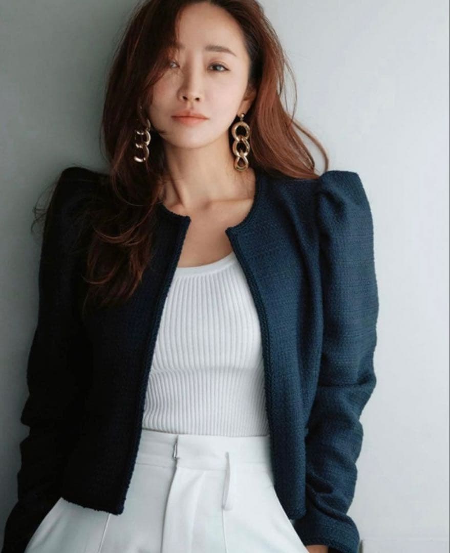 CADUNE 神崎恵コラボ　ノーカラーショートジャケット　ネイビー　⭐︎美品⭐︎