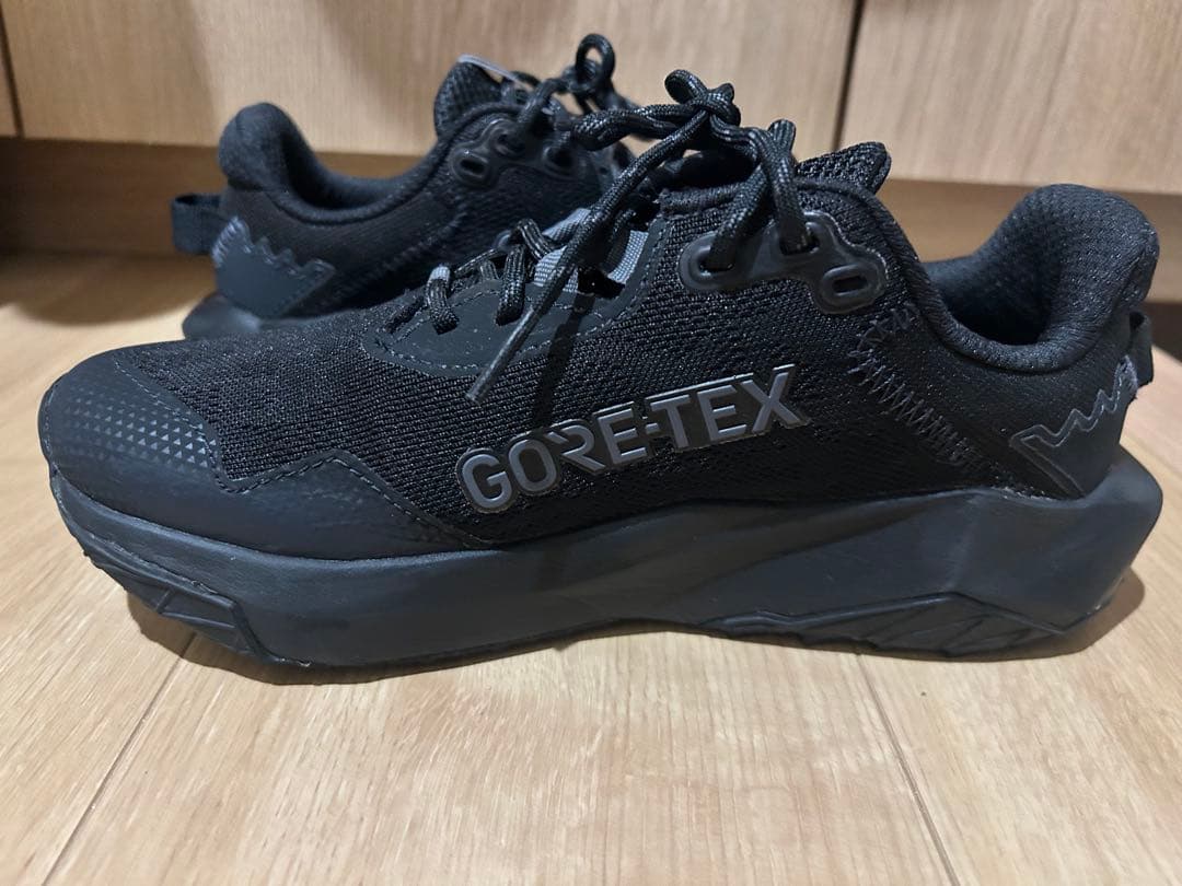 New Balance GORE-TEX レディースシューズ ブラック