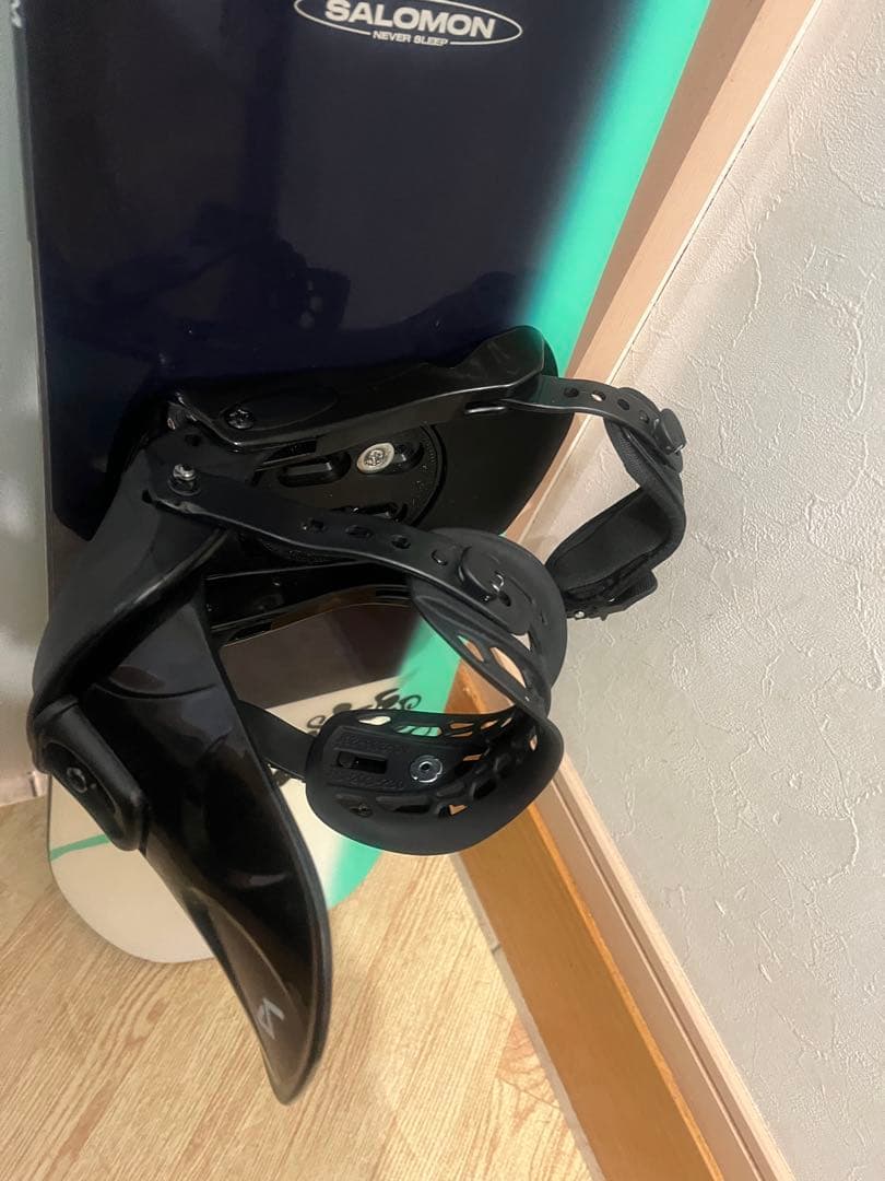 軽量ハイブリッドボード！サロモン　sleepwalker 151cm バイン付き