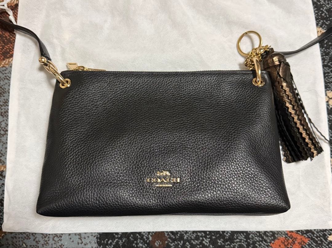 COACH コーチ レザー ショルダーバッグ ダブルファスナー使用　新品未使用品