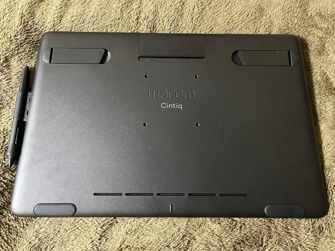 Wacom Cintiq 16 FHD 15.6インチ DTK1660K1D