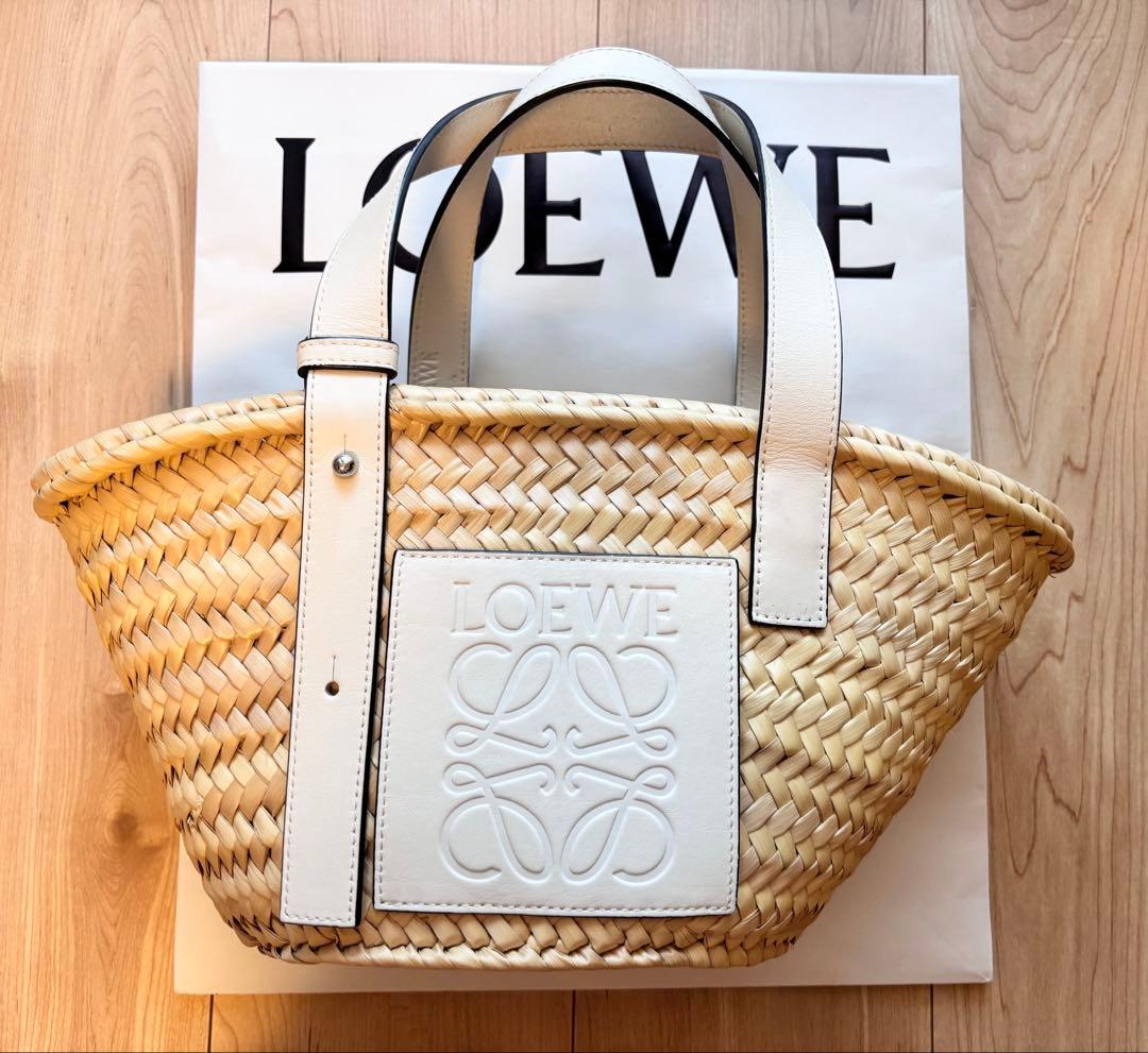 LOEWE ロエベ 白ロゴ入りバスケットバッグ スモール