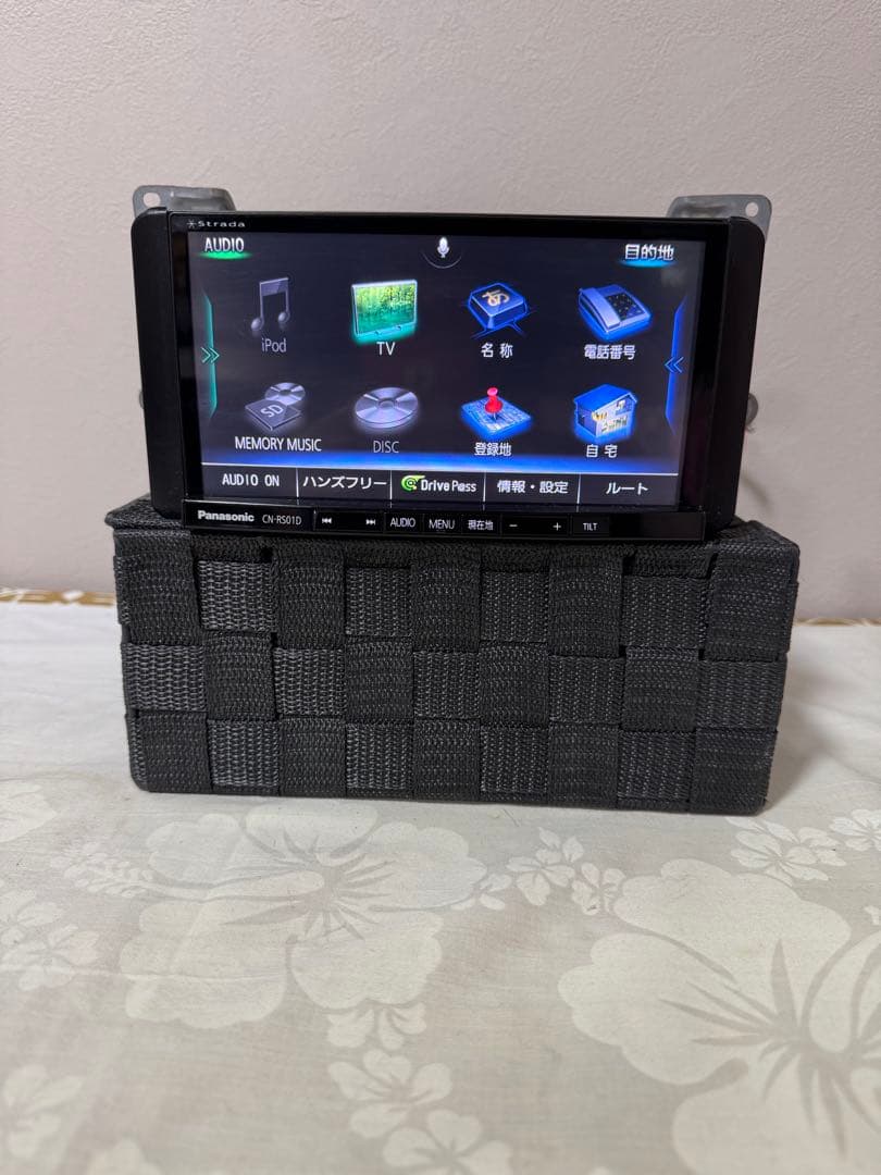 ★Strada CN-RS01D Bluetooth・DVD・地デジ★動作良好