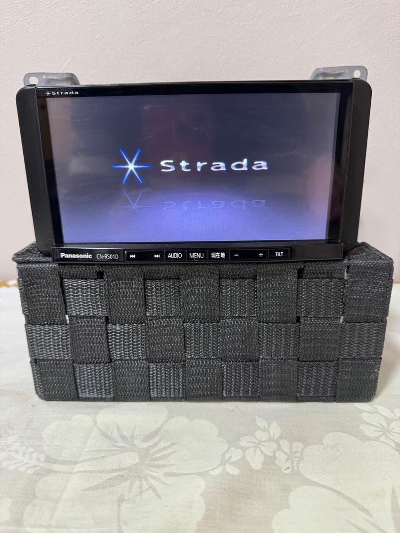 ★Strada CN-RS01D Bluetooth・DVD・地デジ★動作良好