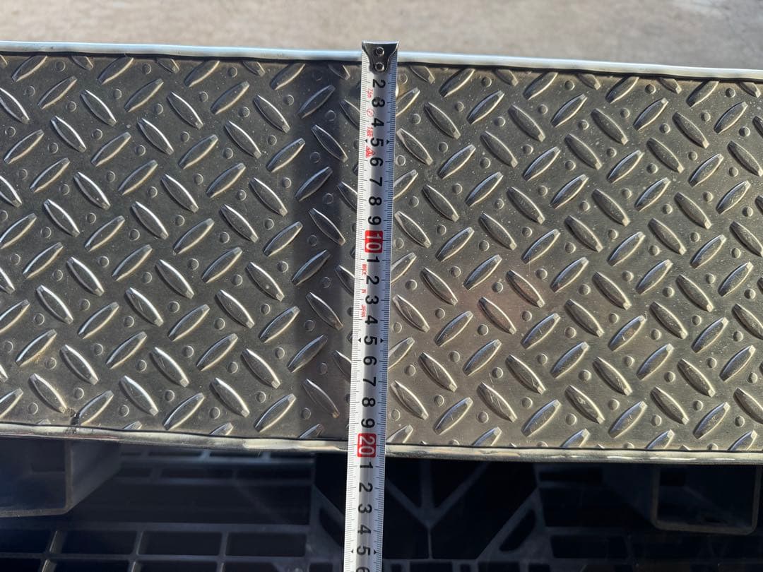 かっけさん専用　07エルフ フロントバイザー、バンパー