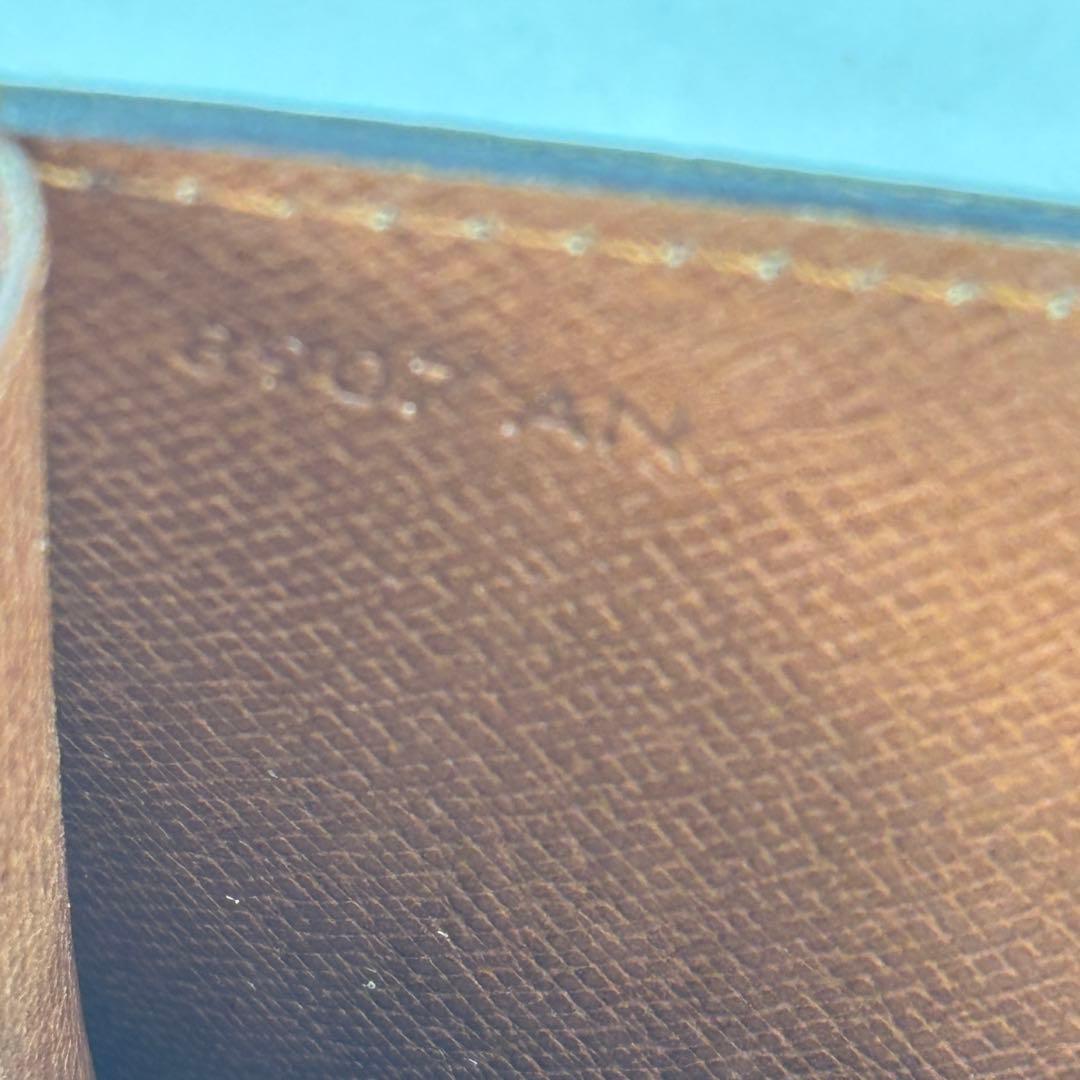 ルイヴィトン モノグラム ポルトフォイユ サラ 長財布 二つ折り財布