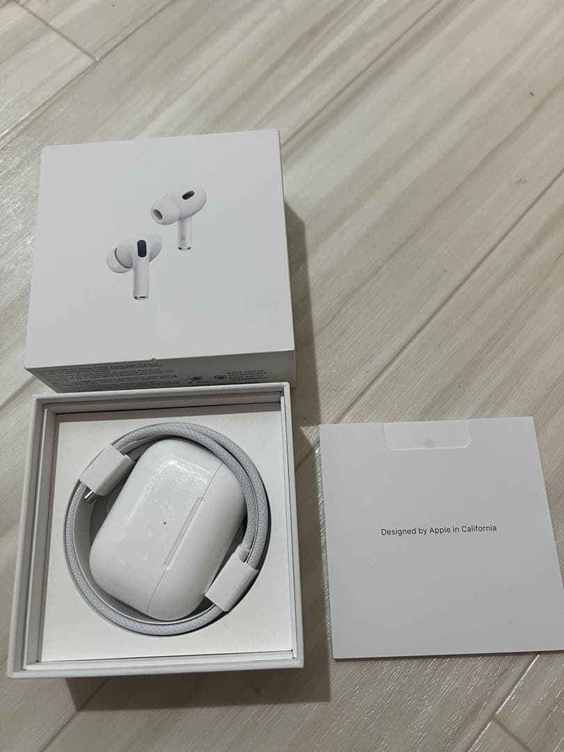 AirPods Pro 本体 ホワイト 充電ケース付き(第2世代)