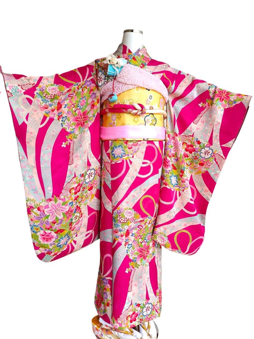 アンティークマゼンダピンク着物とクリーム色作り帯☆フルセット