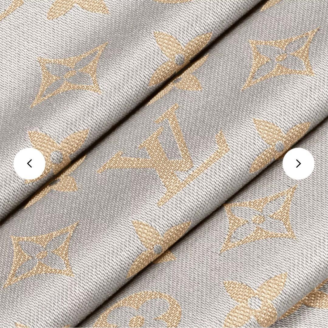 Louis Vuitton ショール・モノグラム シャイン グレージュ