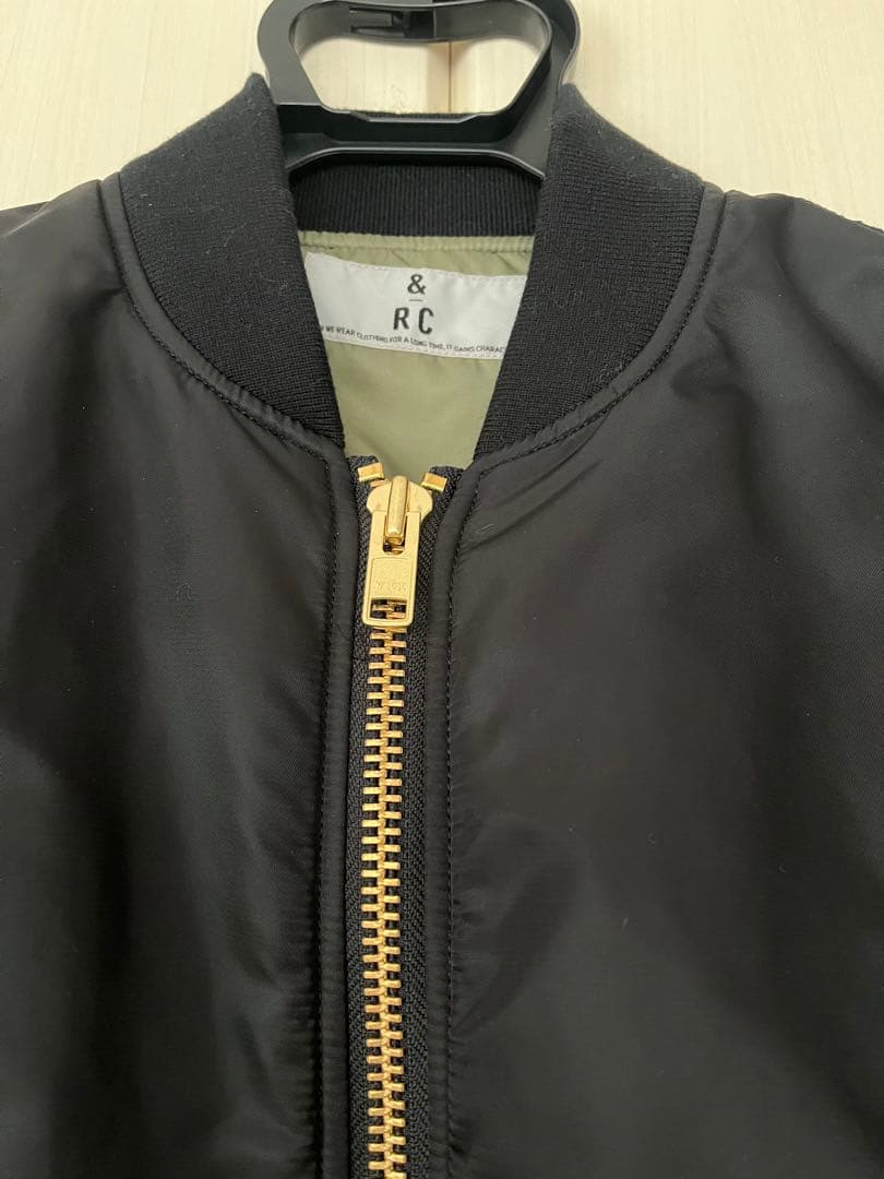 カレンソロジー　コンパクトARMYブルゾン