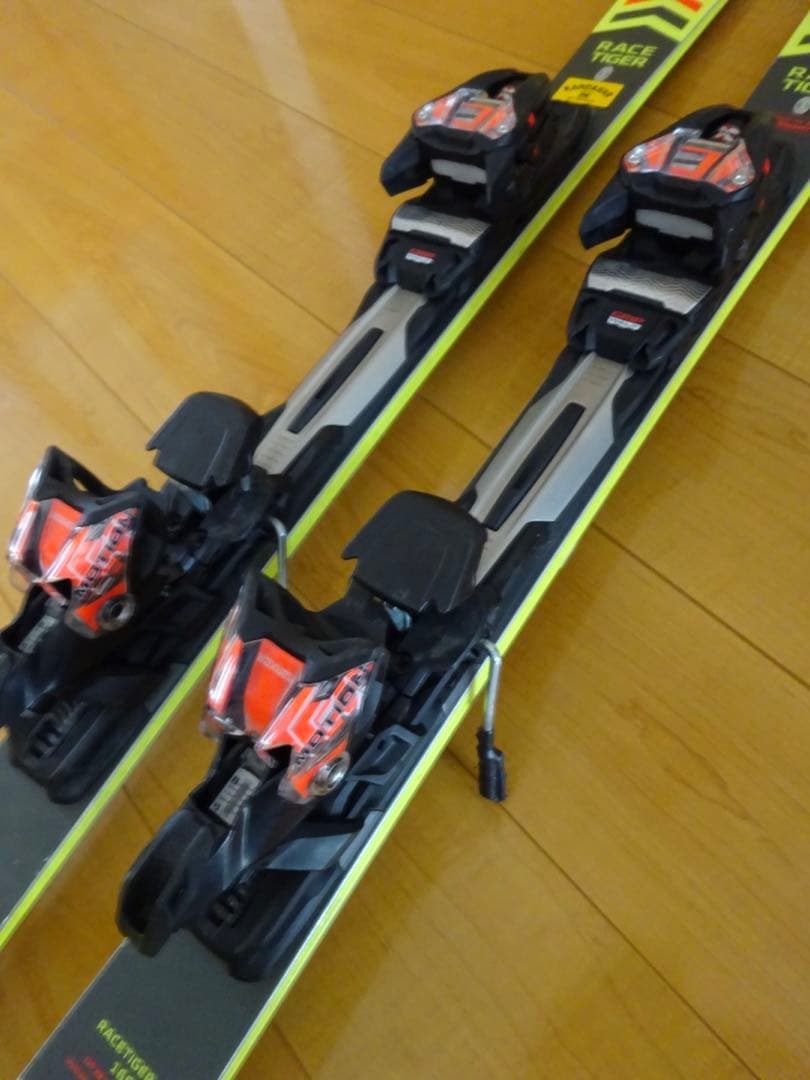 フォルクル レースタイガー SL 165cm