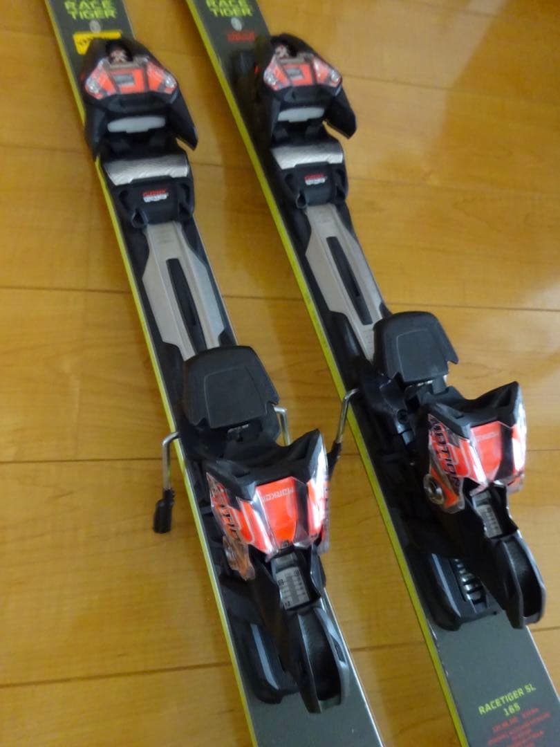 フォルクル レースタイガー SL 165cm