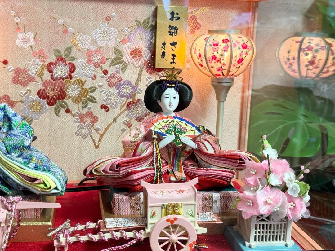 雛人形 ケース飾り 寿慶 ピンク塗 パノラマアクリルケース おしゃれ