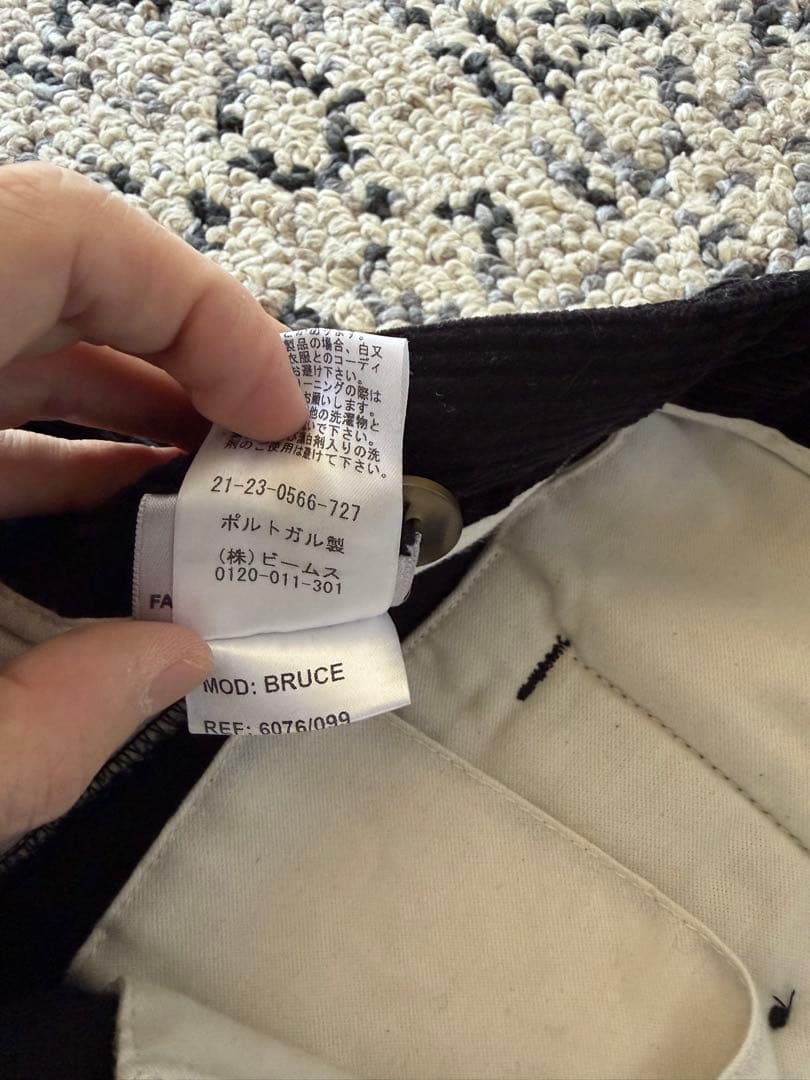 ベルナールザンスBERNARD ZINSコーデュロイ 42 ブラックbeams