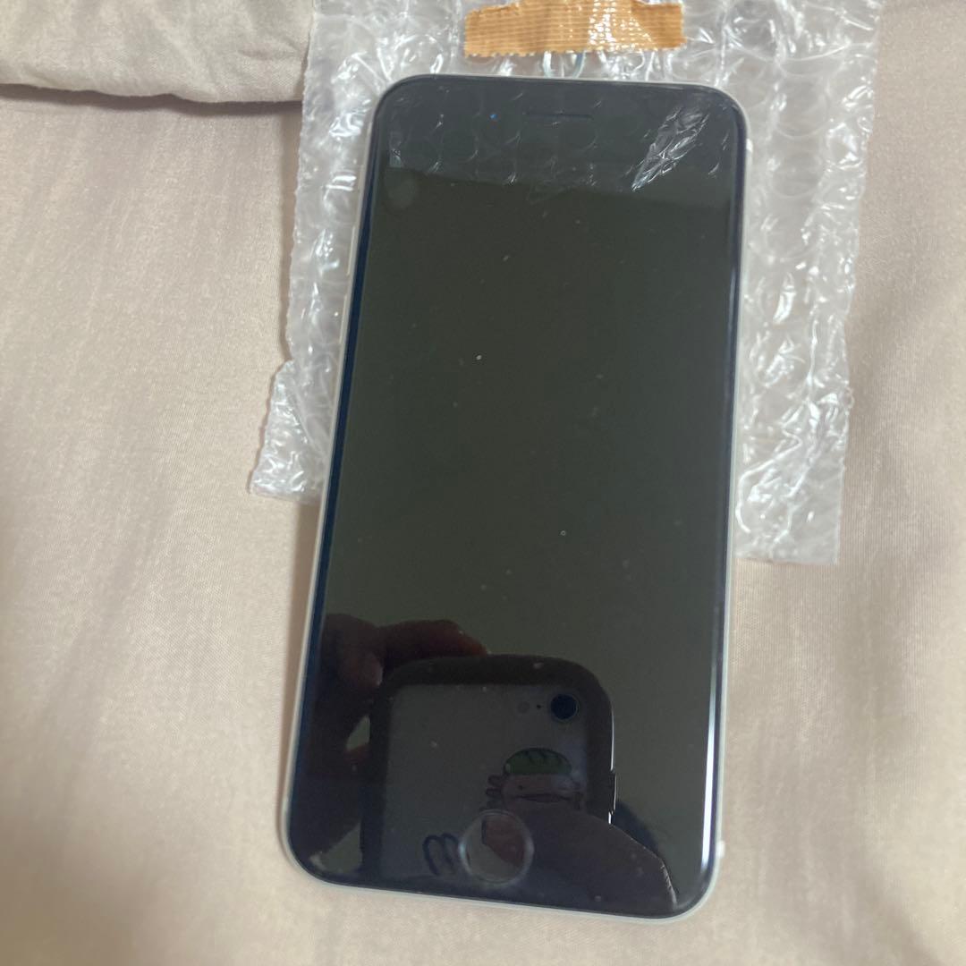 iPhone SE(第2世代) ホワイト Simフリー 64GB 86%