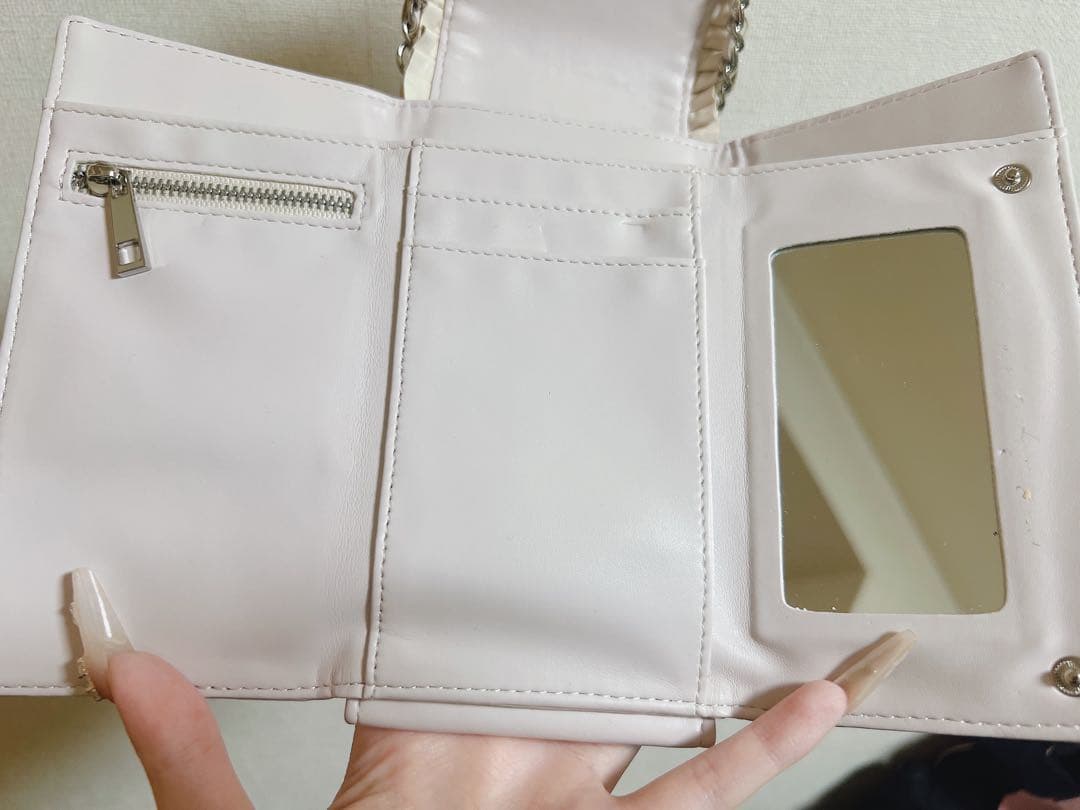 pium ハートキルティングフォンホルダー