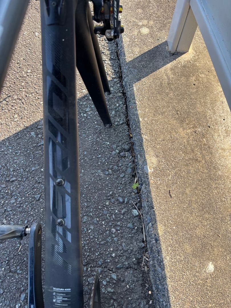 メリダ スクルトゥーラ4000 フレーム