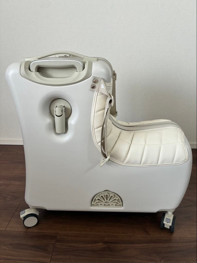 り*こ様 ノリッコ おしり痛くないクッション付 乗れるスーツケース