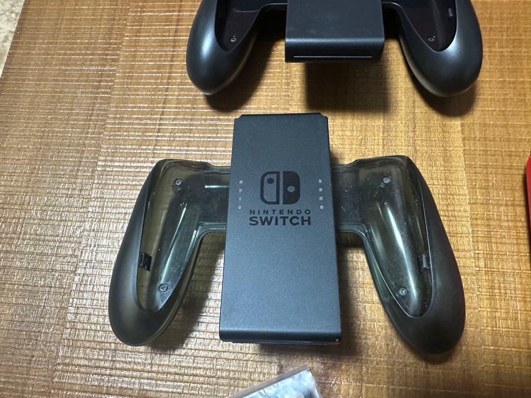 Nintendo Switch 本体 赤/黒 Joy-Con付き