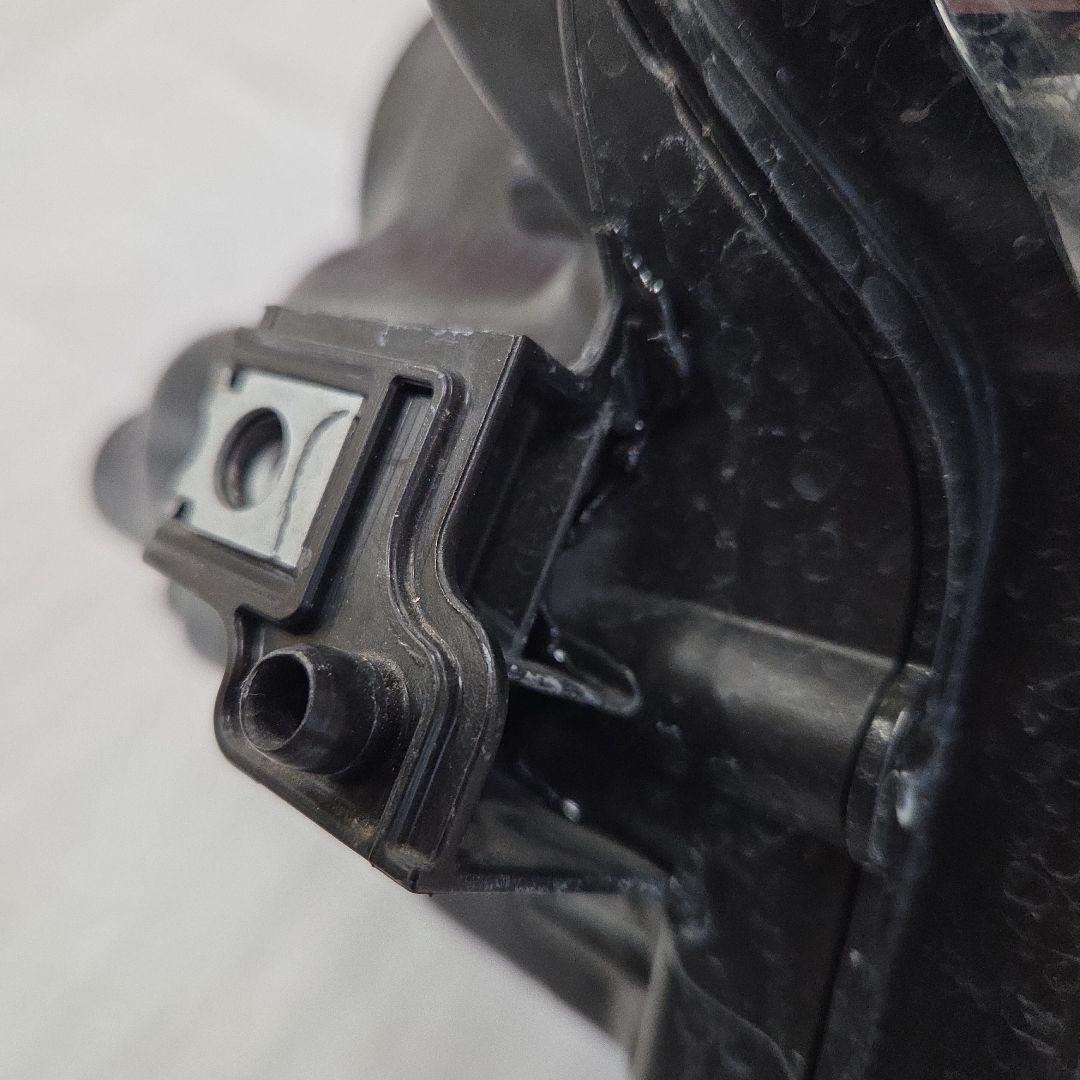 スズキ　ハスラー　MR41S　純正右ヘッドライト　箱付き