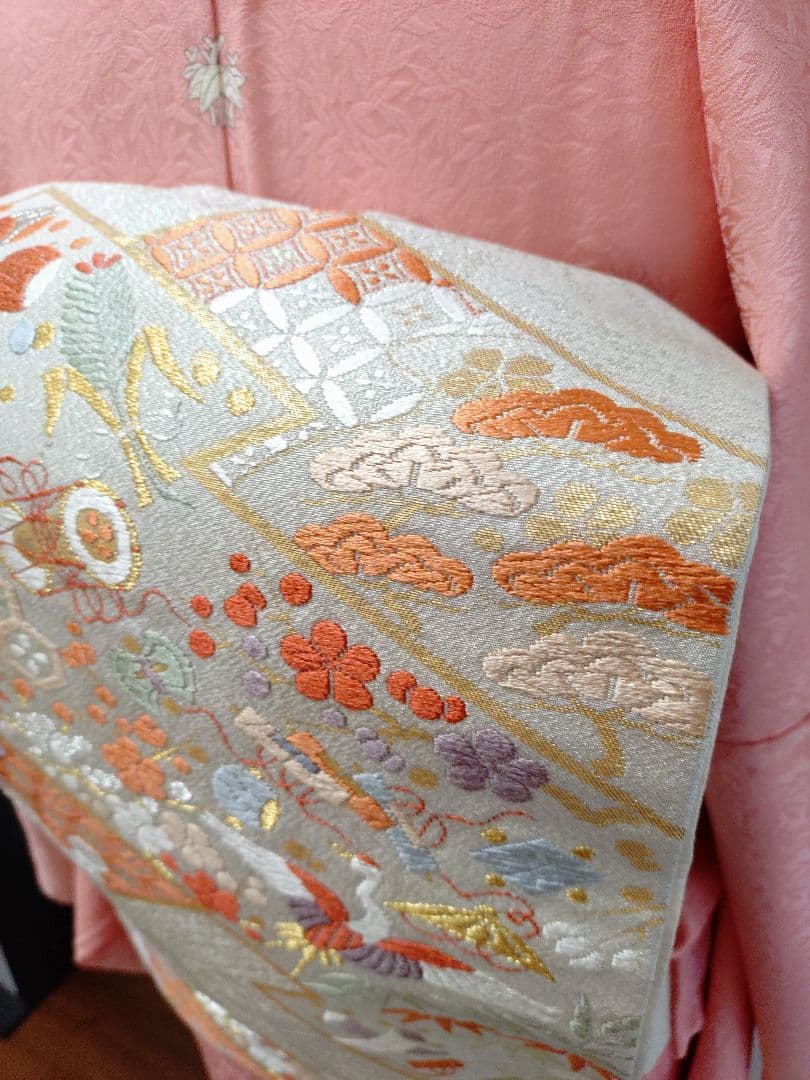 付下げ　訪問着　色無地　袋帯　2点セット　美品　正絹　刺繍　宝尽し