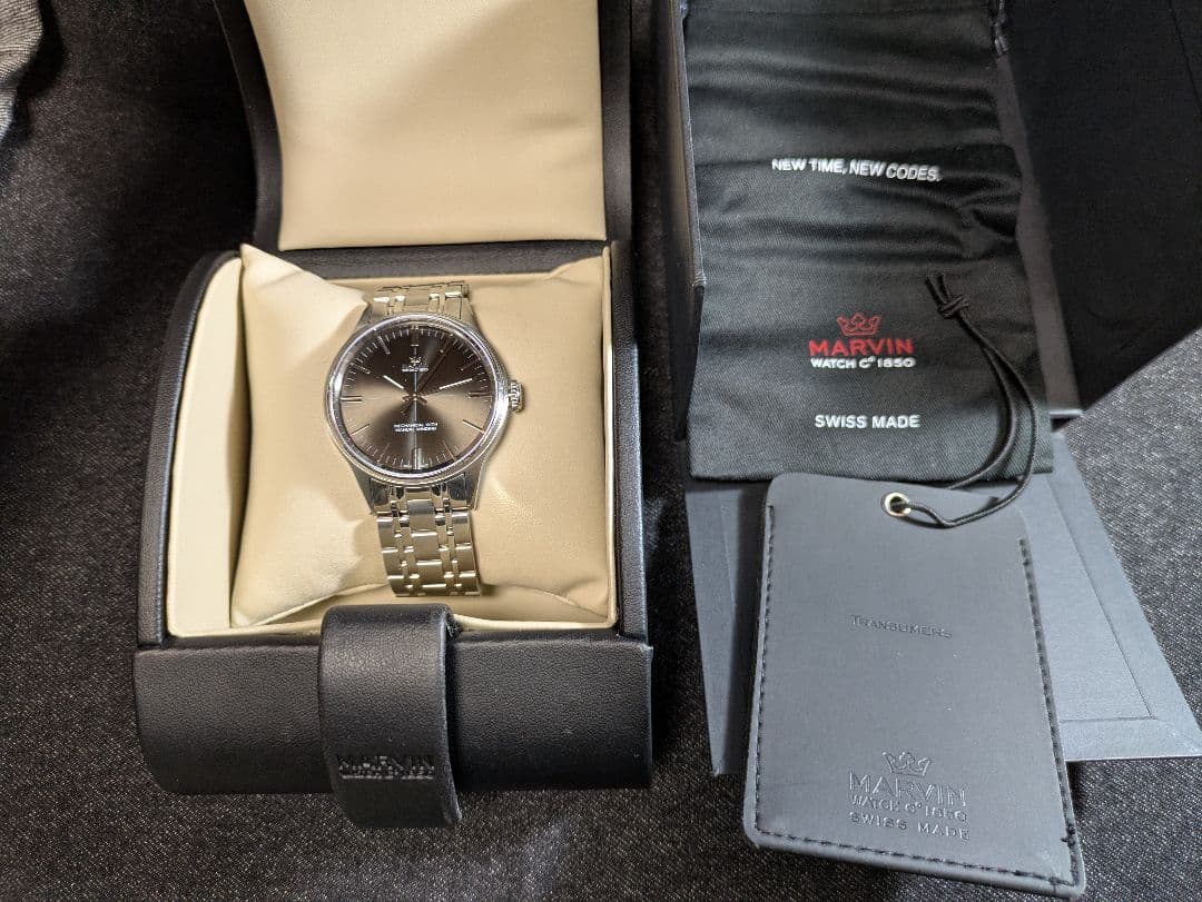 MARVIN　手巻き時計