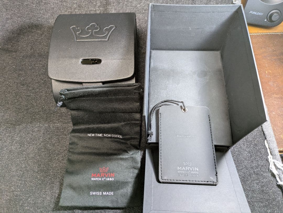 MARVIN　手巻き時計