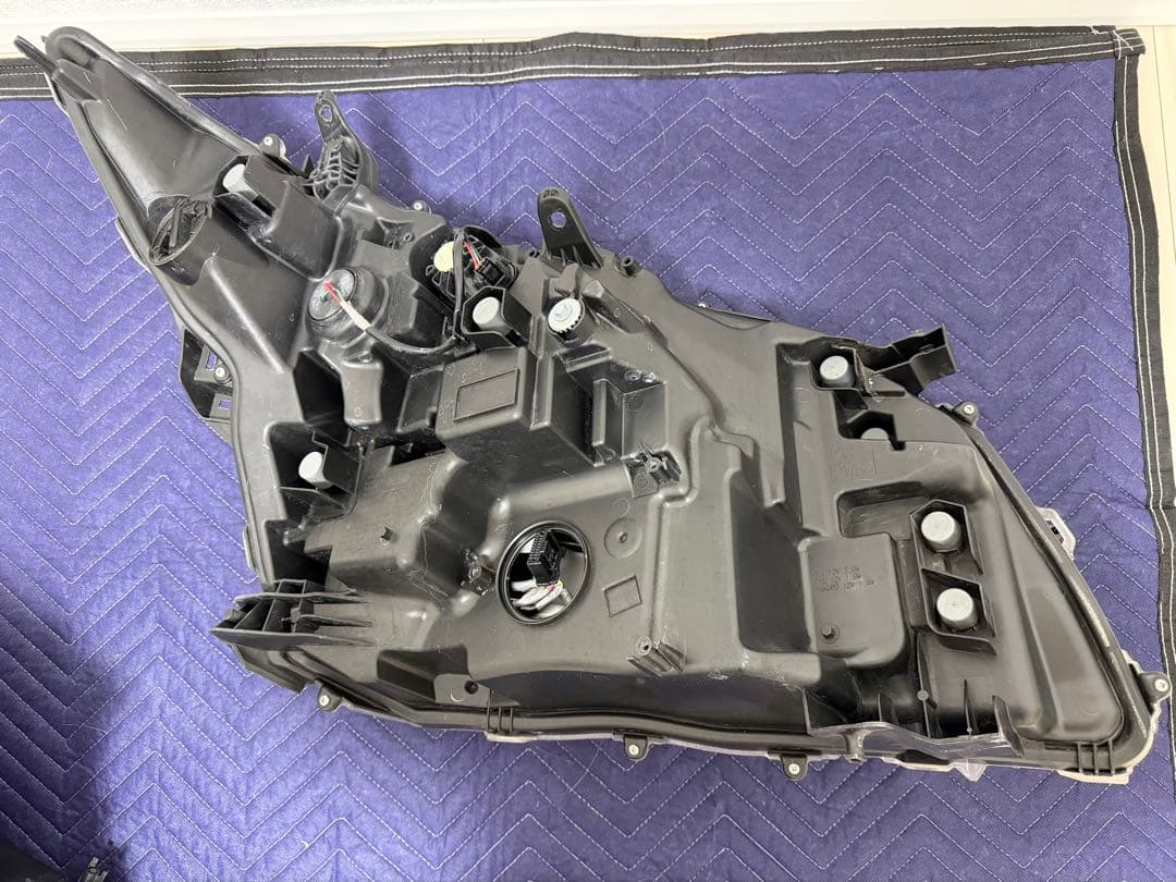 30系後期　ヴェルファイア　2眼純正ヘッドライト