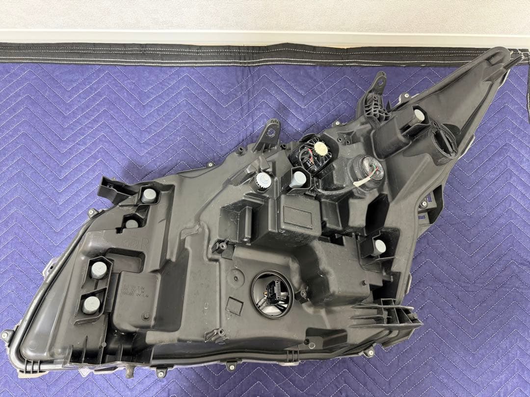 30系後期　ヴェルファイア　2眼純正ヘッドライト