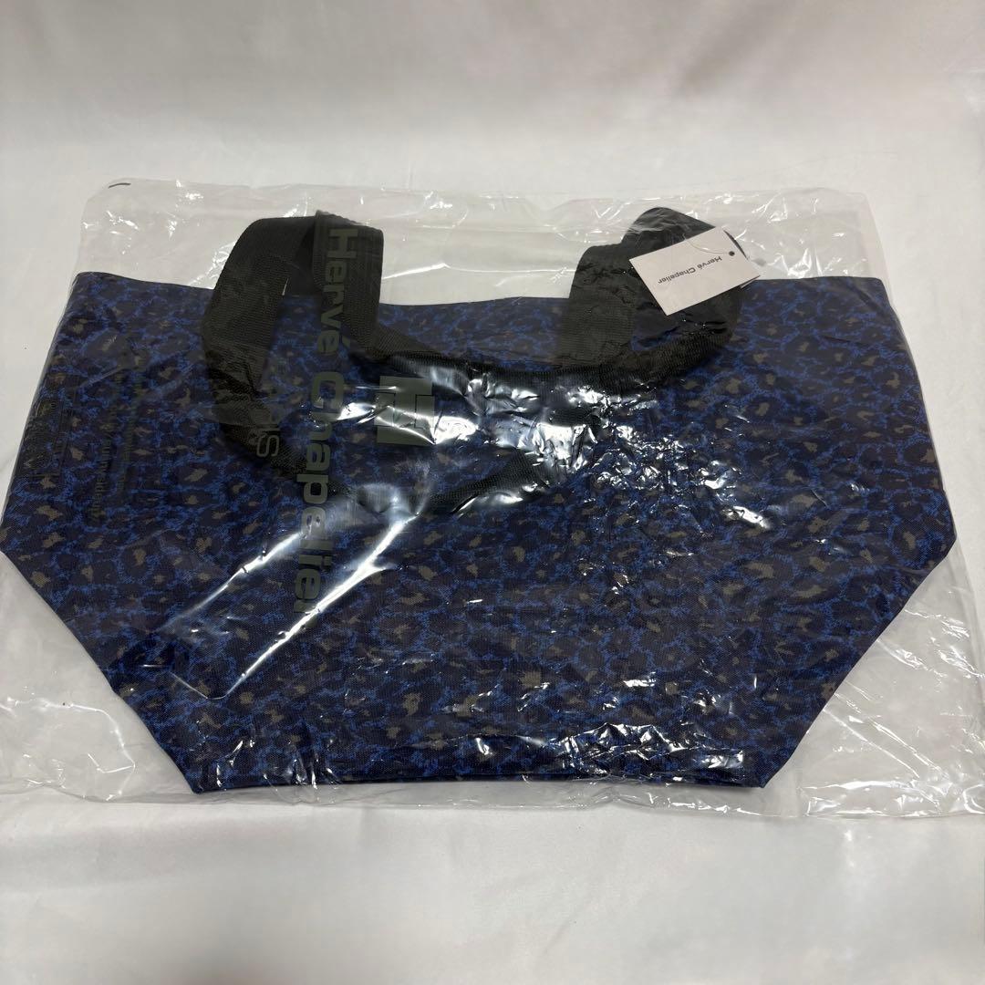 新品タグ付き エルベシャプリエ 舟型トート パンサー ナイロン 青 L 925F