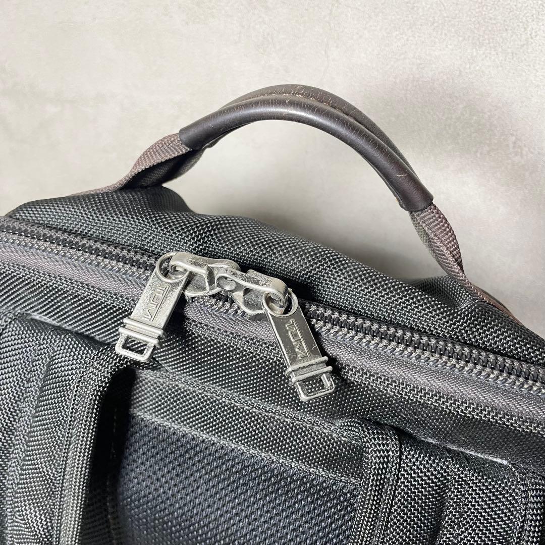 TUMI バッグバック ビジネスリュック メンズ Bertonan 黒 茶