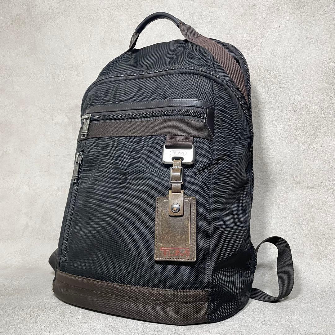 TUMI バッグバック ビジネスリュック メンズ Bertonan 黒 茶