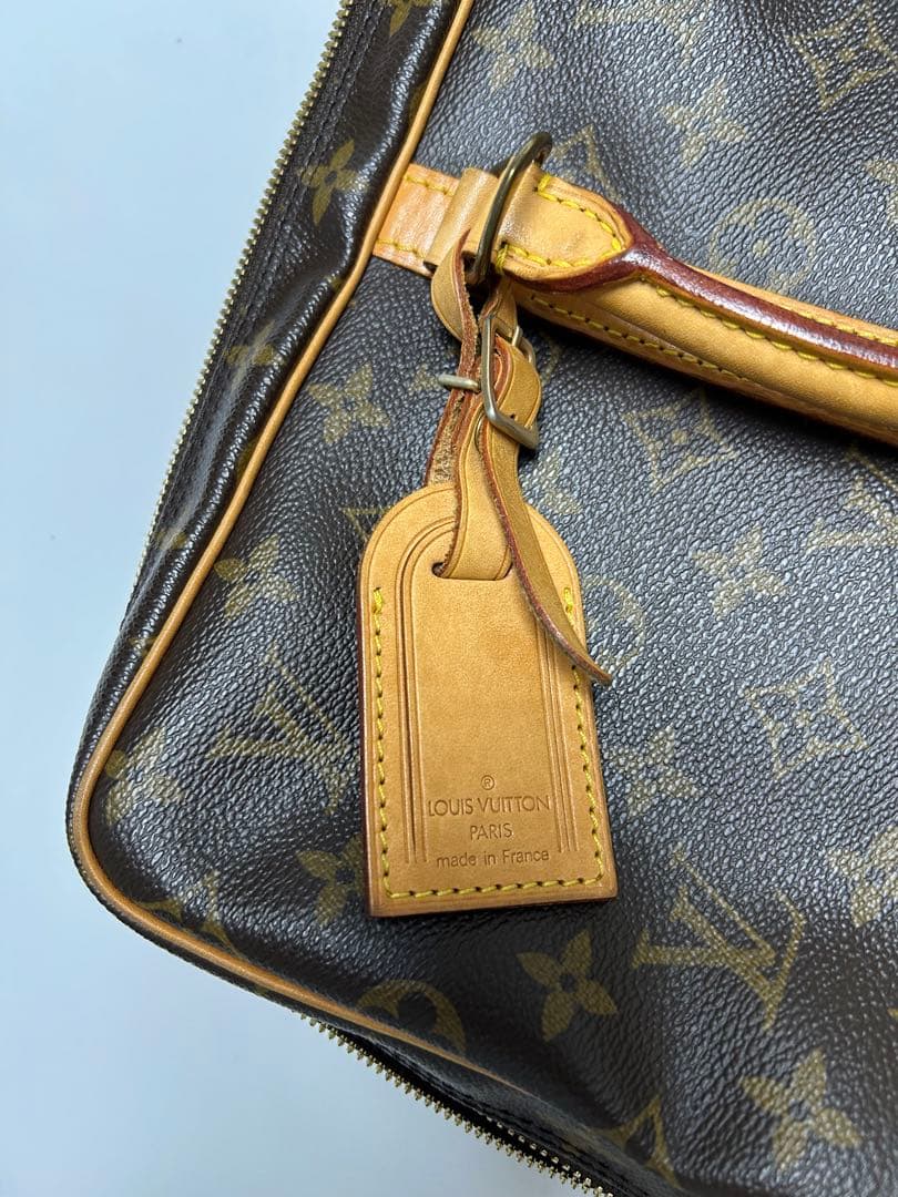 LOUIS VUITTON モノグラム ポルトドキュマン ヴォワヤージュ